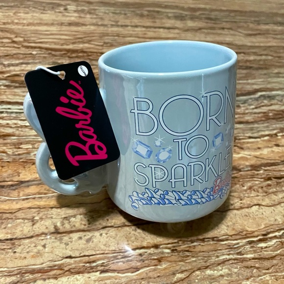 Barbie - Picture 3 of 6